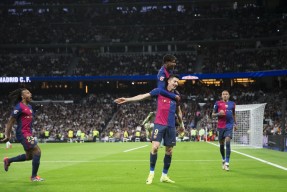 莱万多夫斯基在快船比赛中持续失利，锐不可当引发热议！的简单介绍