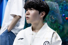 Rookie回归赛场，惊险取胜首场状态亮眼，G2观众沸腾！的简单介绍