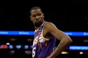 杜兰特遭遇十持续失利，皇家马德里教练压力巨大！